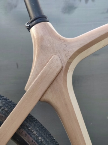Assemblage vélo en bois